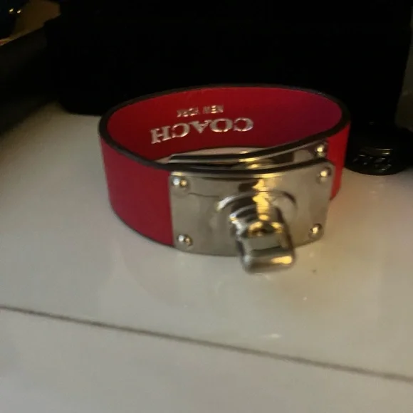 Coach pink Leather Bracelet - Picture 1 of 3